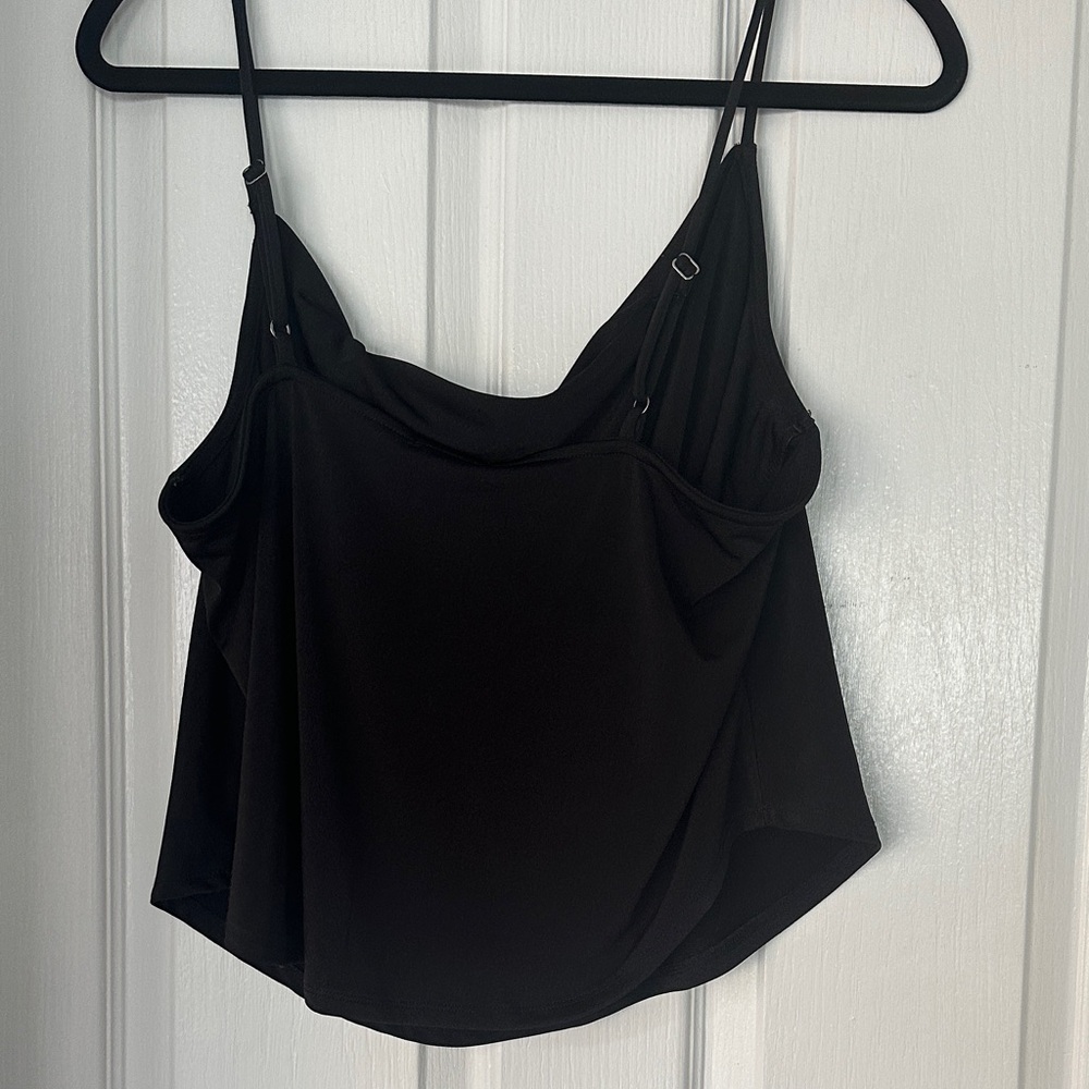 2 Wild Fable Camisoles (Mauve and Black) - Picture 9 of 10